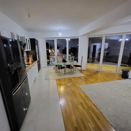 Mr.-legend's Penthouse