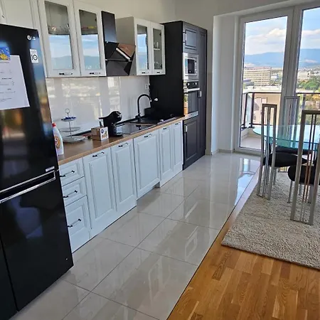 Villa Mr.-legend's Penthouse Skopje