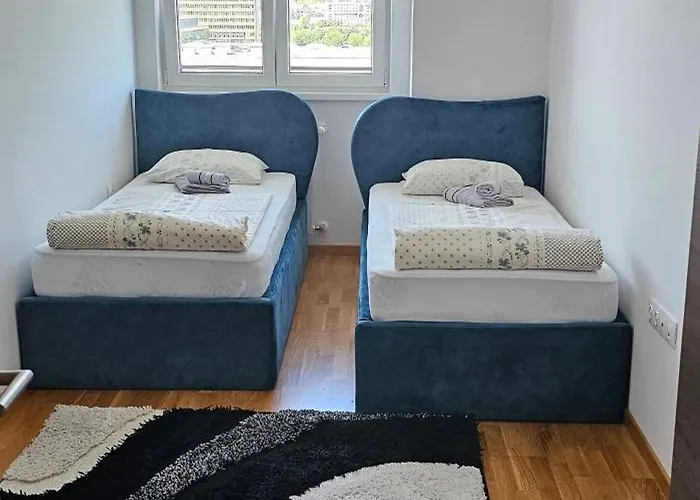 Mr.-legend's Penthouse Villa